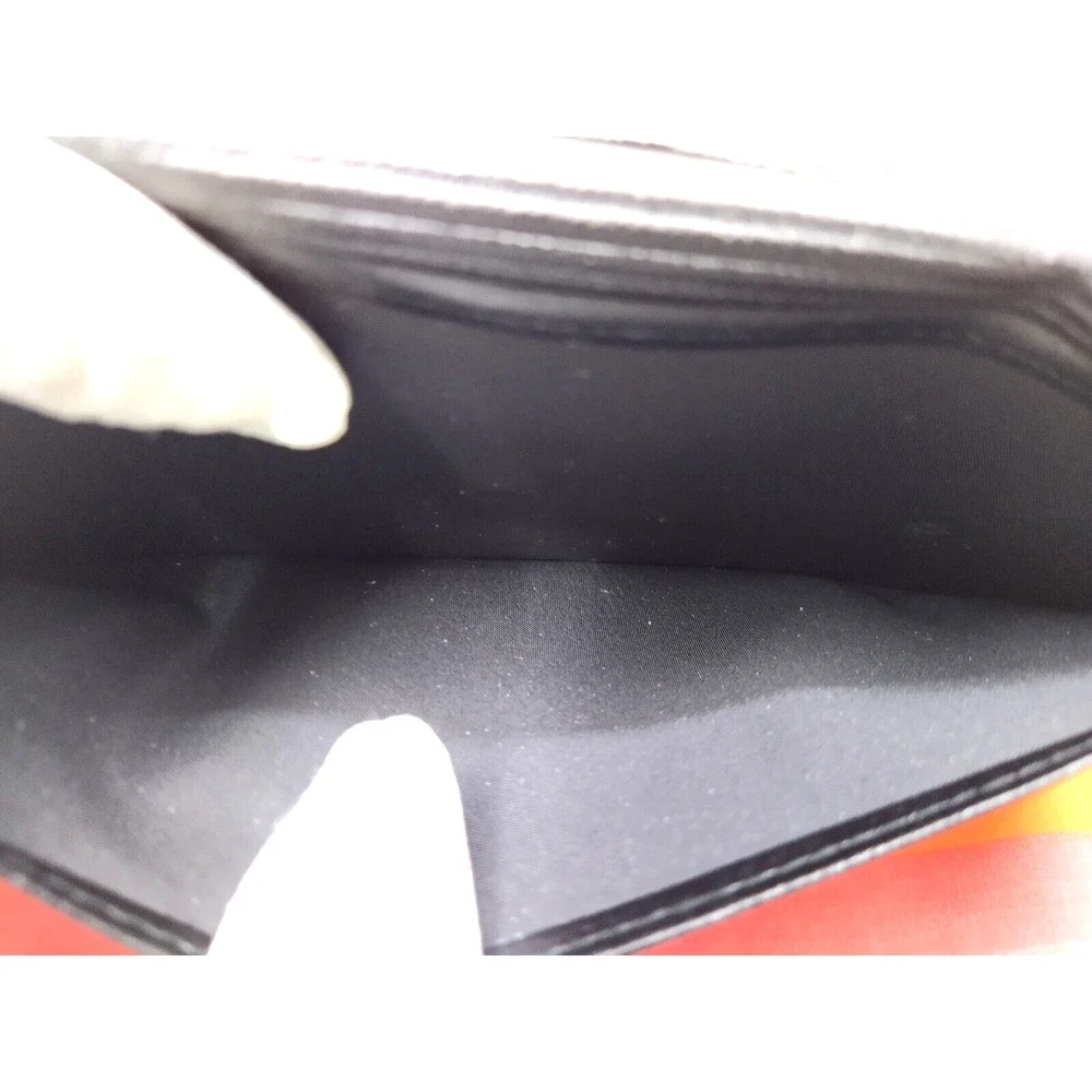 Buxton Black Leather Kisslock Credit Card ID Window Trifold Wallet
